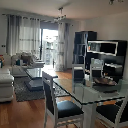 Charm - Free Park Appartement