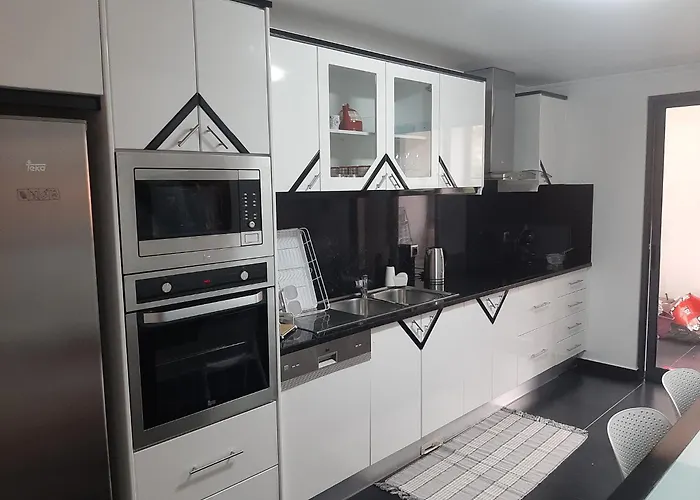 Charm - Free Park דירה