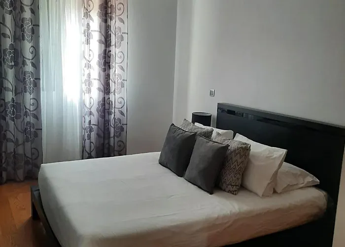 Charm - Free Park דירה פונשל