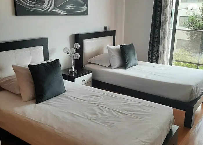 Charm - Free Park דירה פונשל